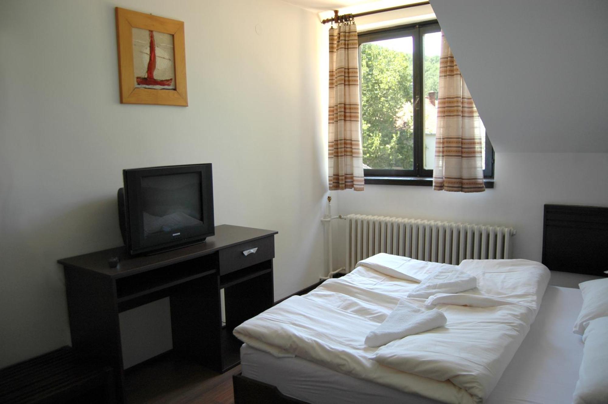 Andrijevica Hotel Komovi מראה חיצוני תמונה